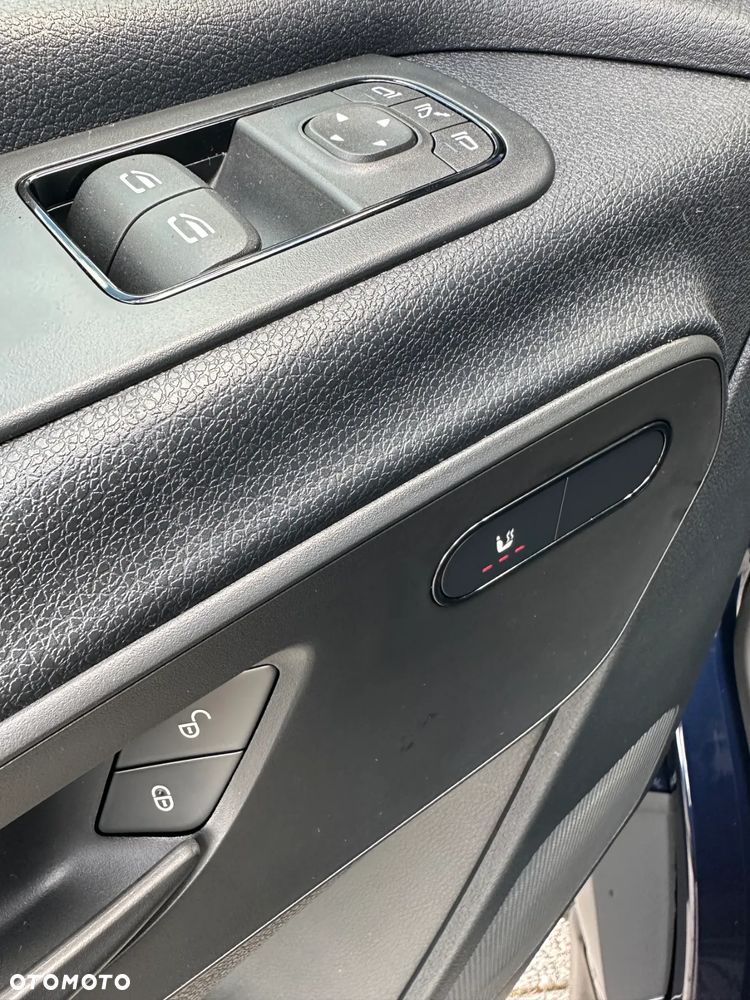 Mercedes-Benz Sprinter - 10