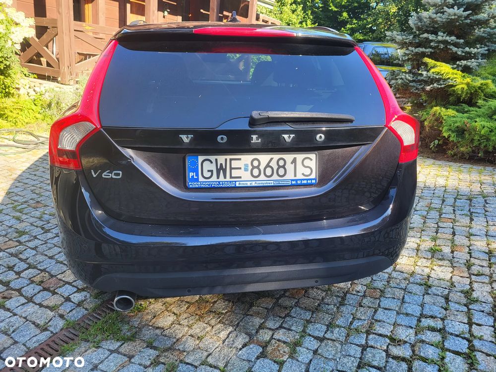 Volvo V60 D3 Edition - 9