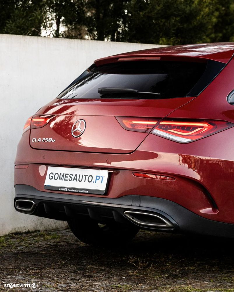 Mercedes-Benz CLA 250 e Shooting Brake AMG Line - 9