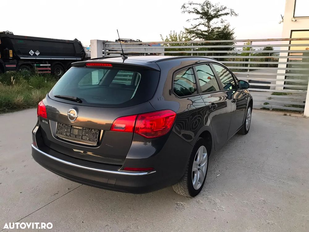 Opel Astra 1.4 Turbo preg. GPL Sport - 3