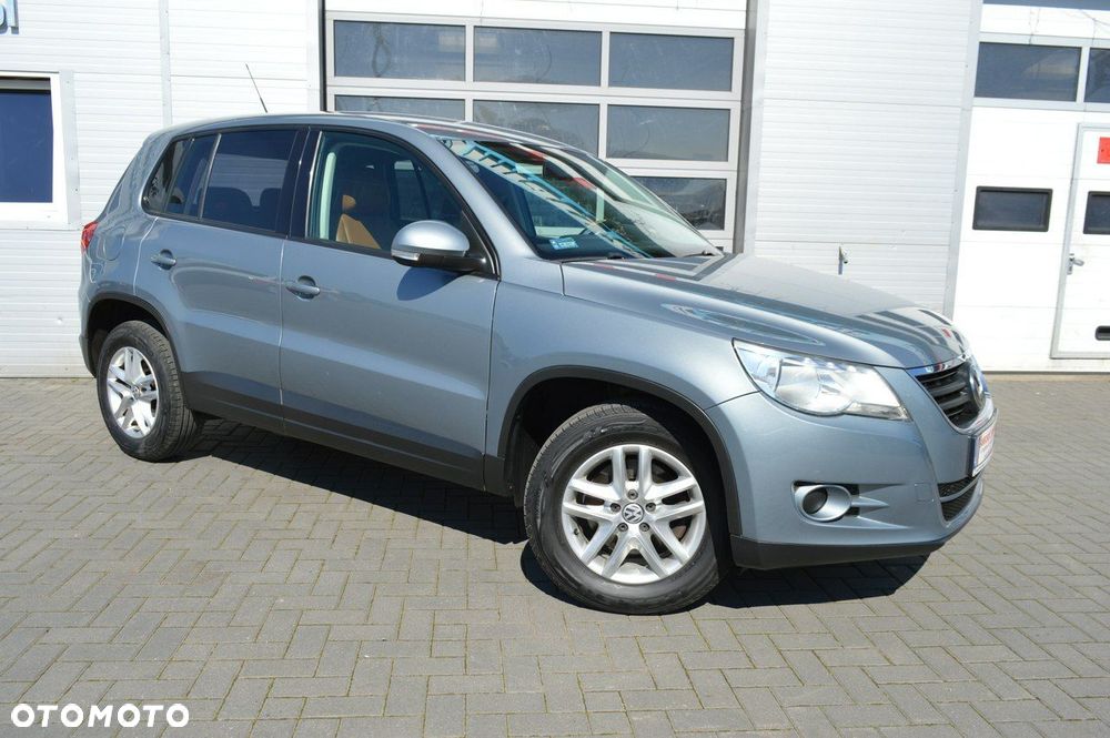 Volkswagen Tiguan - 8