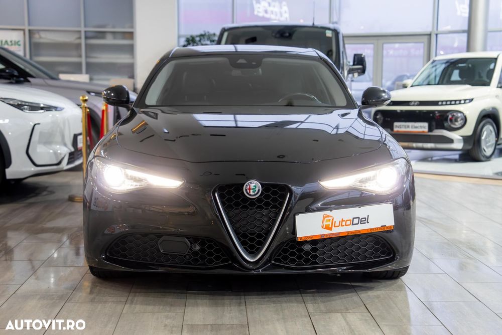 Alfa Romeo Giulia 2.2 Diesel AT8 Super - 5