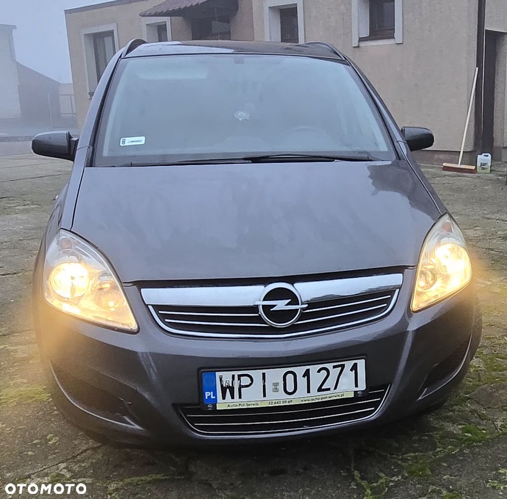 Opel Zafira - 15