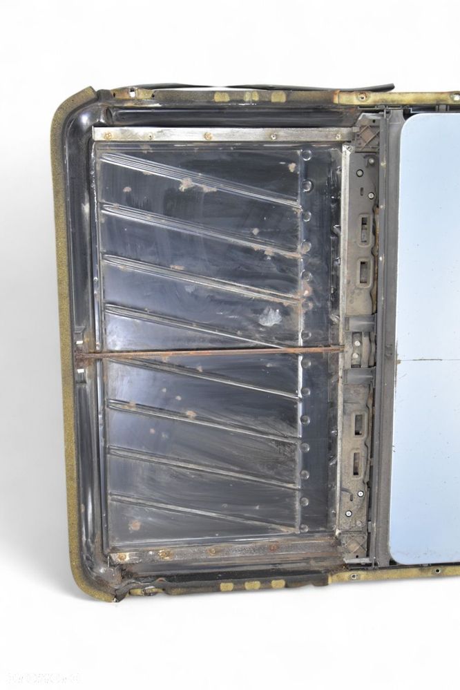 Szyberdach MERCEDES W124 Kombi 1987r. - 3