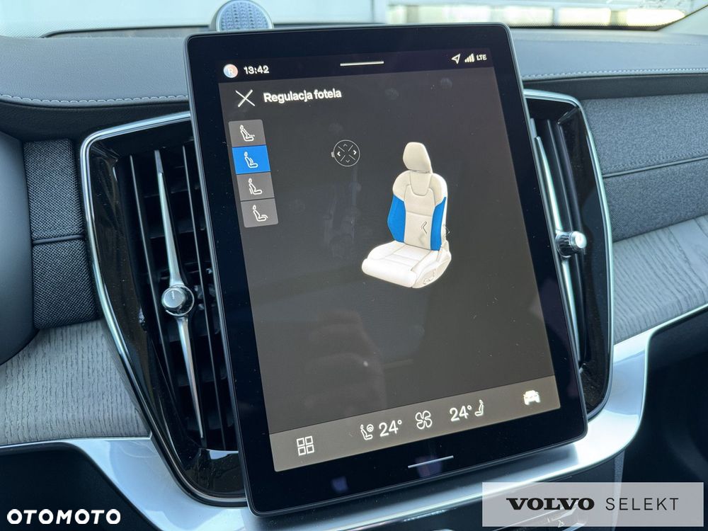 Volvo XC 90 - 26
