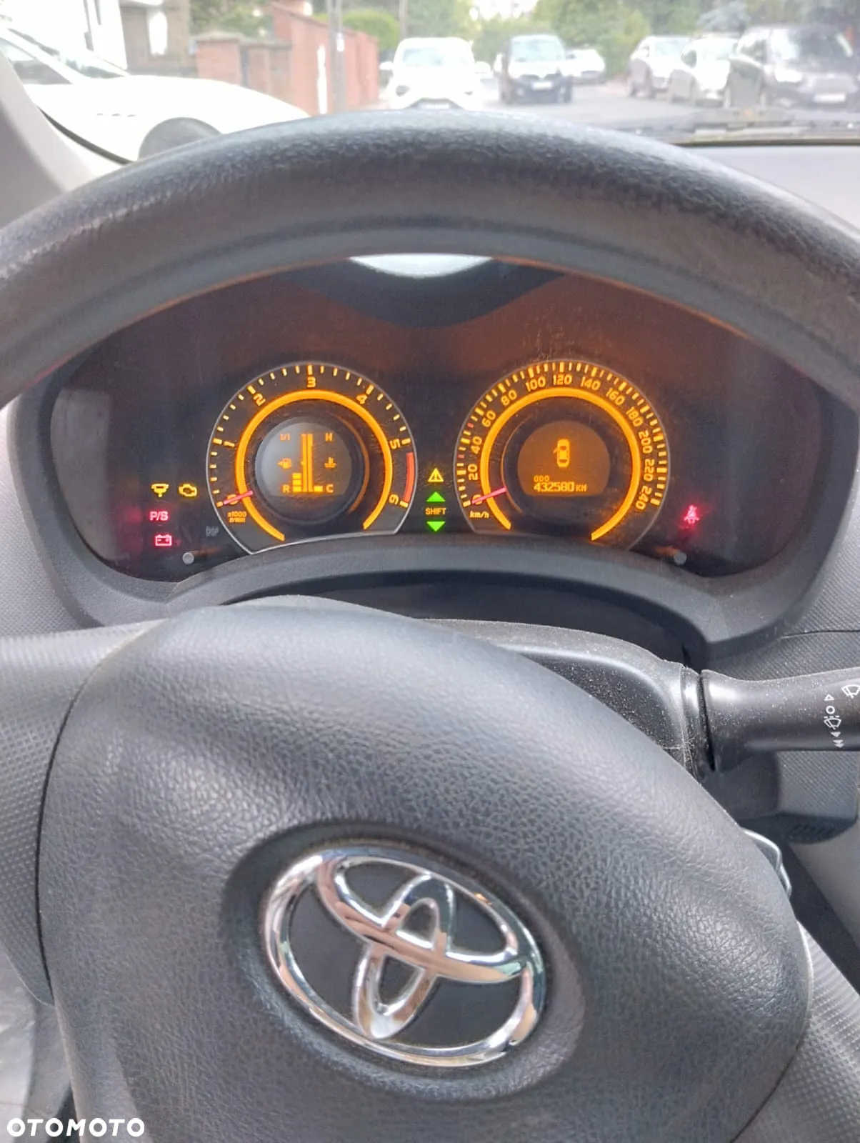 Toyota Auris 1.4 D-4D Luna - 4