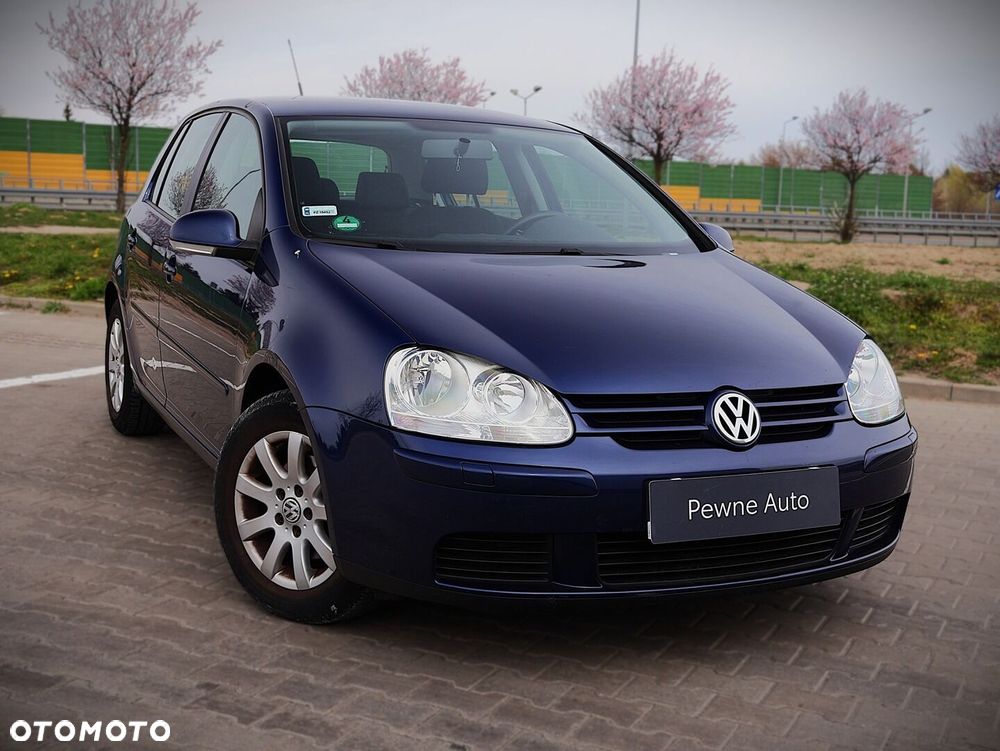 Volkswagen Golf - 2