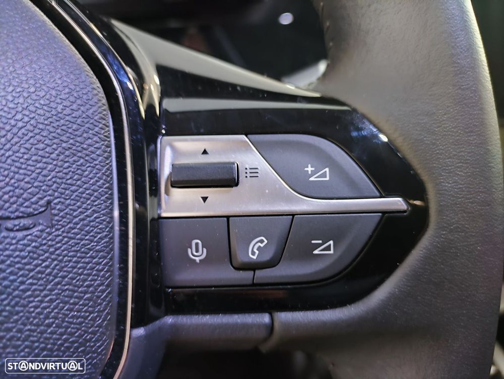 Peugeot 308 1.5 BlueHDi Allure EAT8 - 15