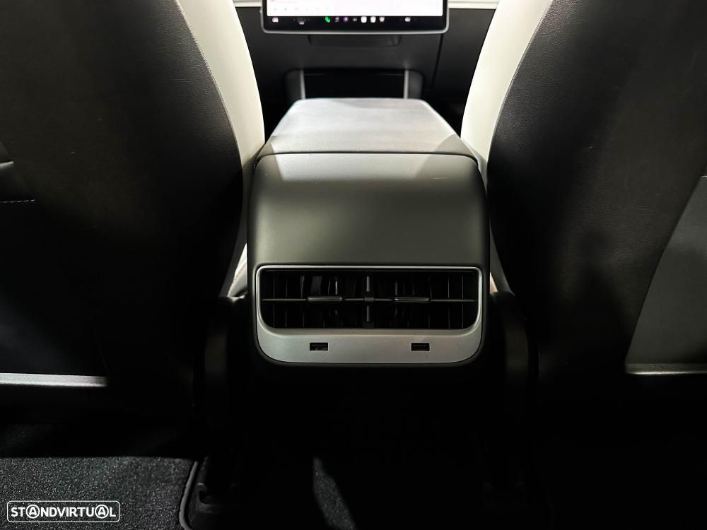 Tesla Model 3 Performance Dual Motor AWD - 25