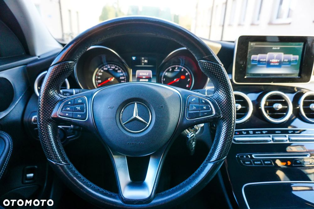 Mercedes-Benz Klasa C 180 7G-TRONIC Avantgarde - 27