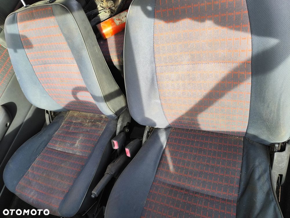 TOYOTA STARLET - 4