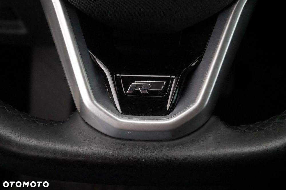 Volkswagen Passat 1.5 TSI EVO Elegance DSG - 31