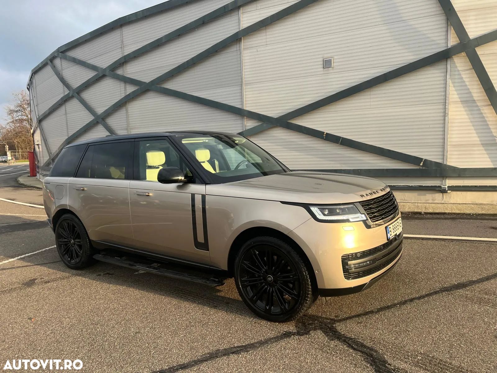 Land Rover Range Rover - 1
