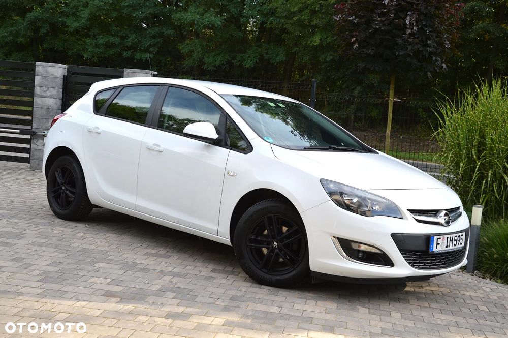 Opel Astra 1.4 ecoFLEX Cosmo - 1