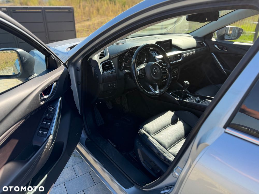 Mazda 6 - 10