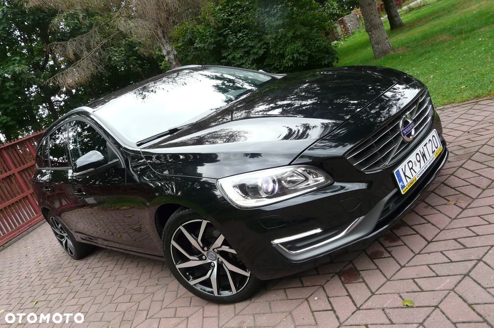 Volvo V60 D4 AWD Geartronic - 2