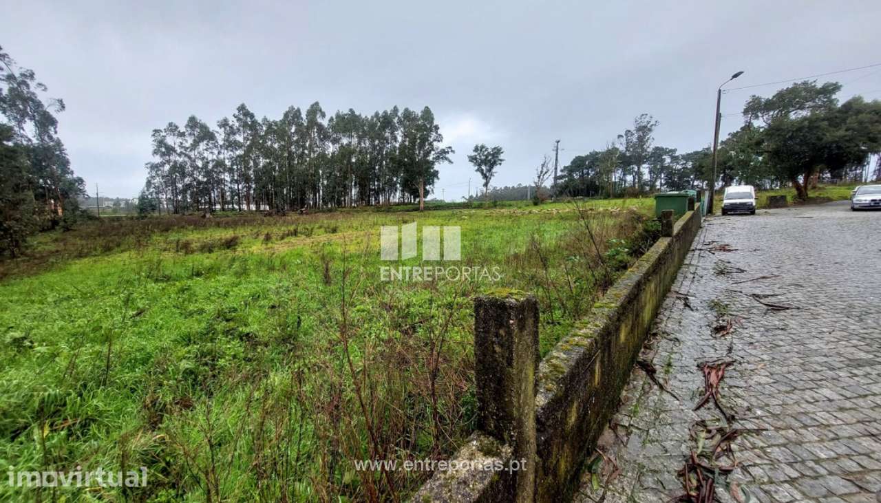 Venda de Terreno industrial com 5850 m2, Mosteiró, Vila do Conde
