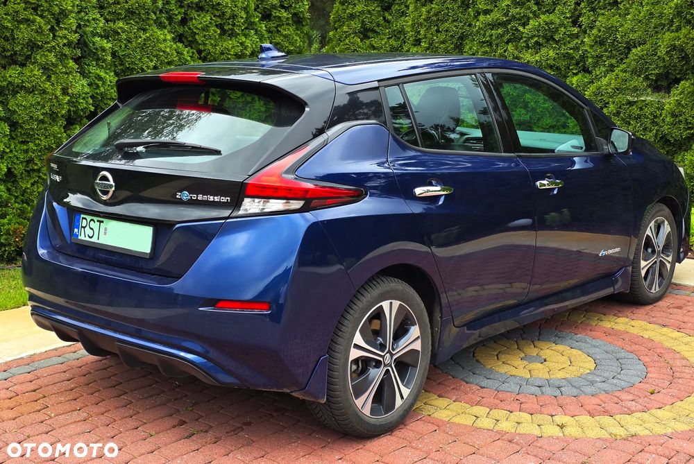 Nissan Leaf 40 kWh Tekna - 4