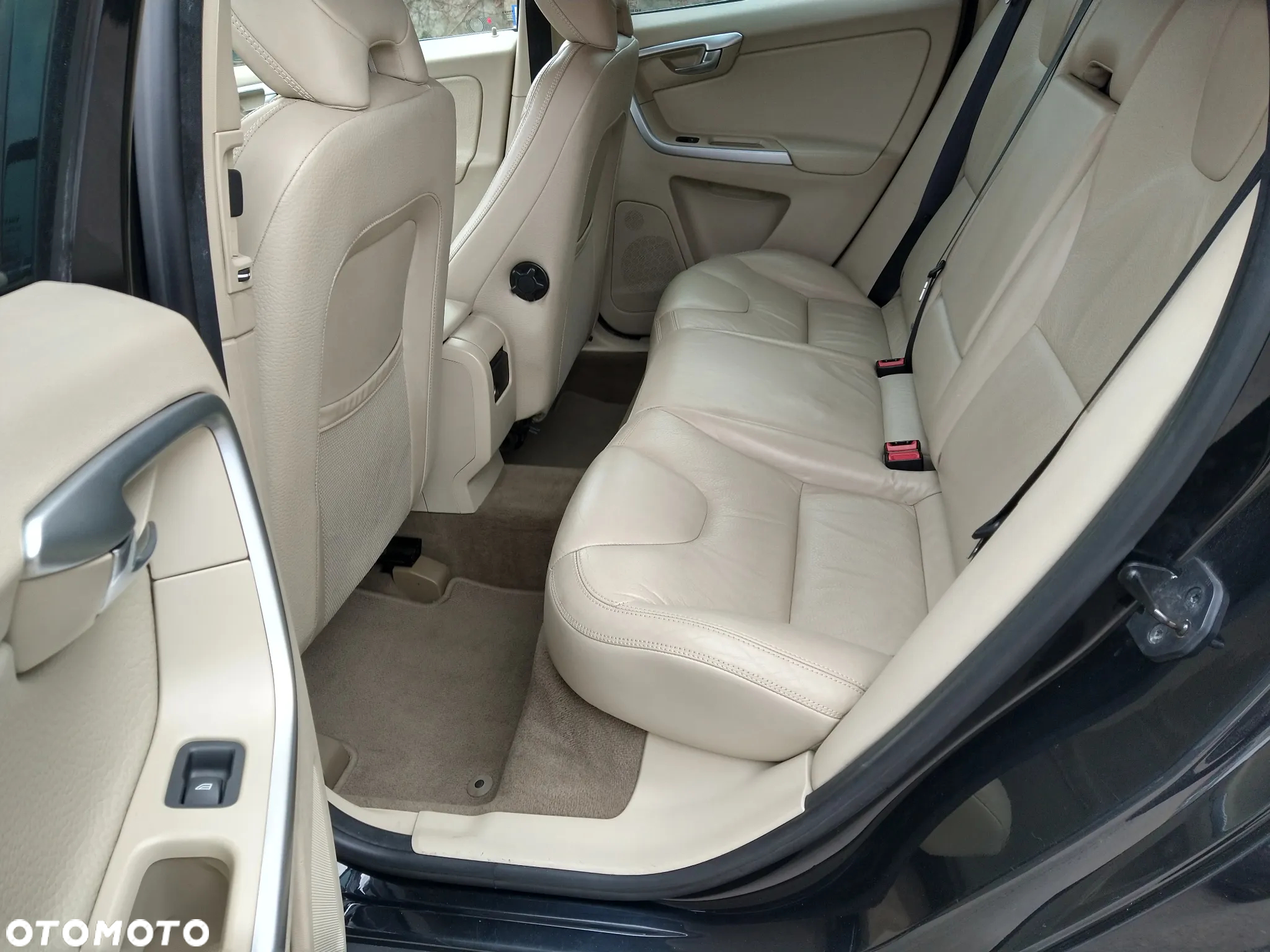 Volvo XC 60 - 21