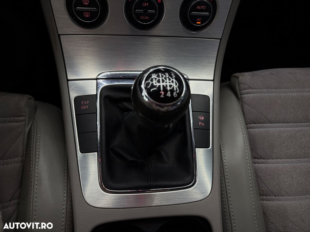 Volkswagen Passat 1.8 TSI Comfortline - 13