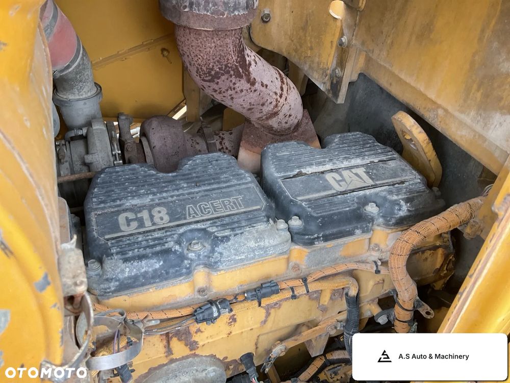 Caterpillar D9T - 6