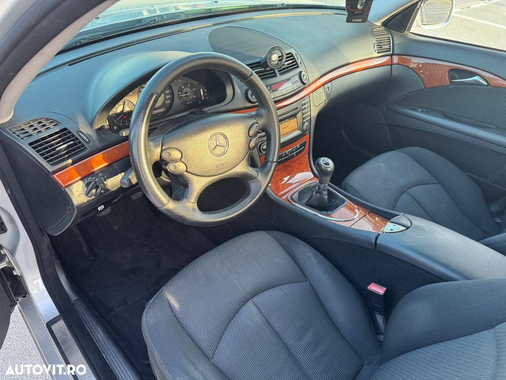 Mercedes-Benz E 200 CDI - 10