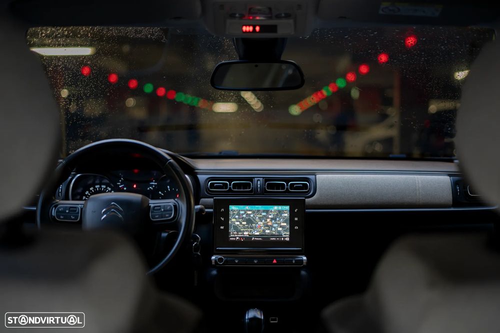 Citroën C3 Pure Tech Shine - 9