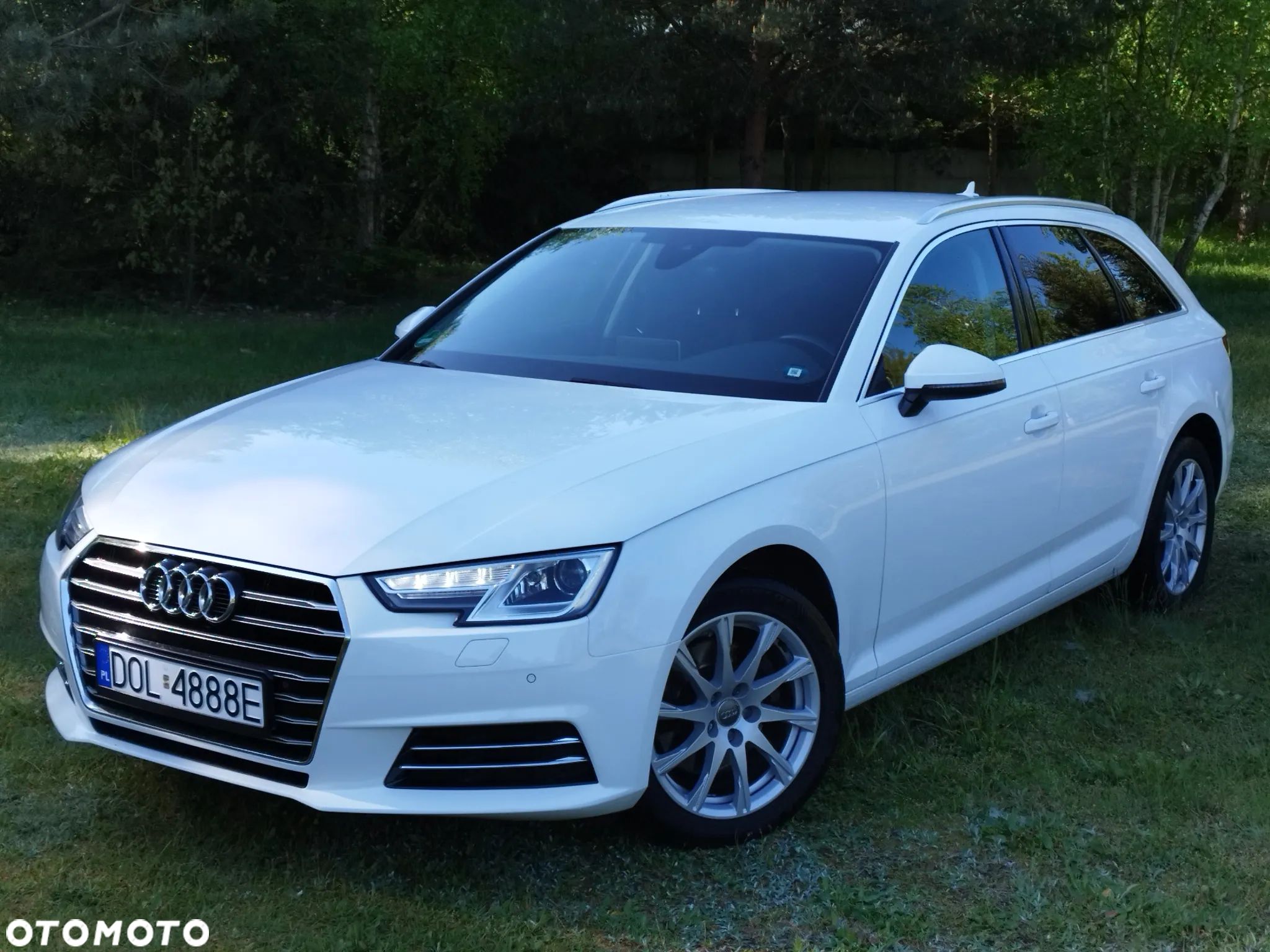 Audi A4 Avant 2.0 TDI S tronic - 1