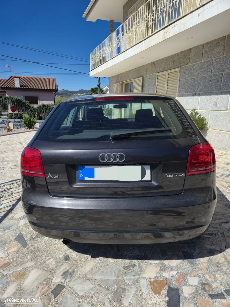 Audi A3 1.6 TDI Attraction - 4