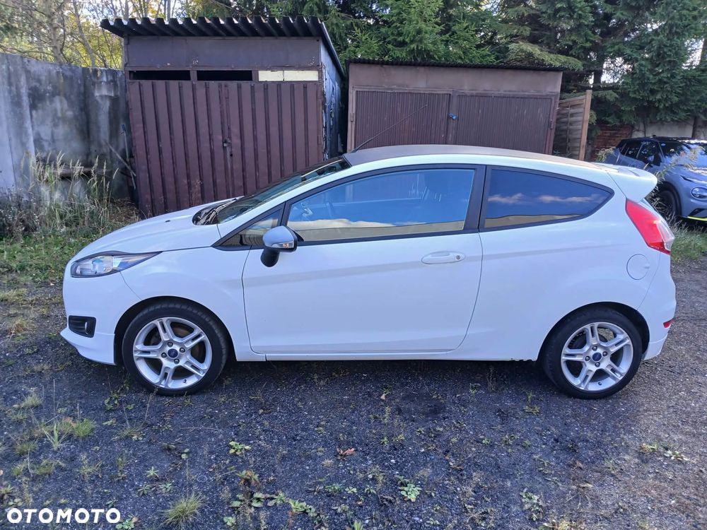 Ford Fiesta 2015 photo 4