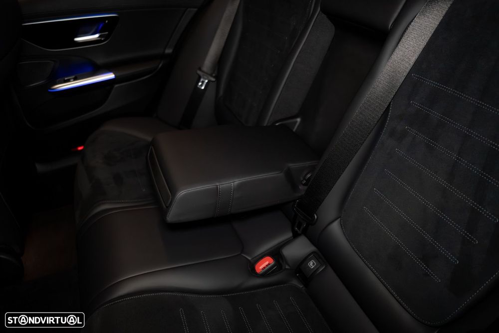 Mercedes-Benz C 300 e AMG Line - 43