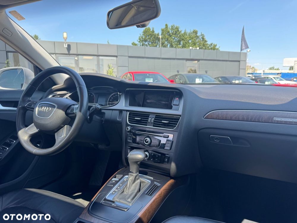 Audi A4 Limousine - 17