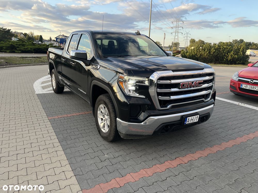 GMC Sierra - 4