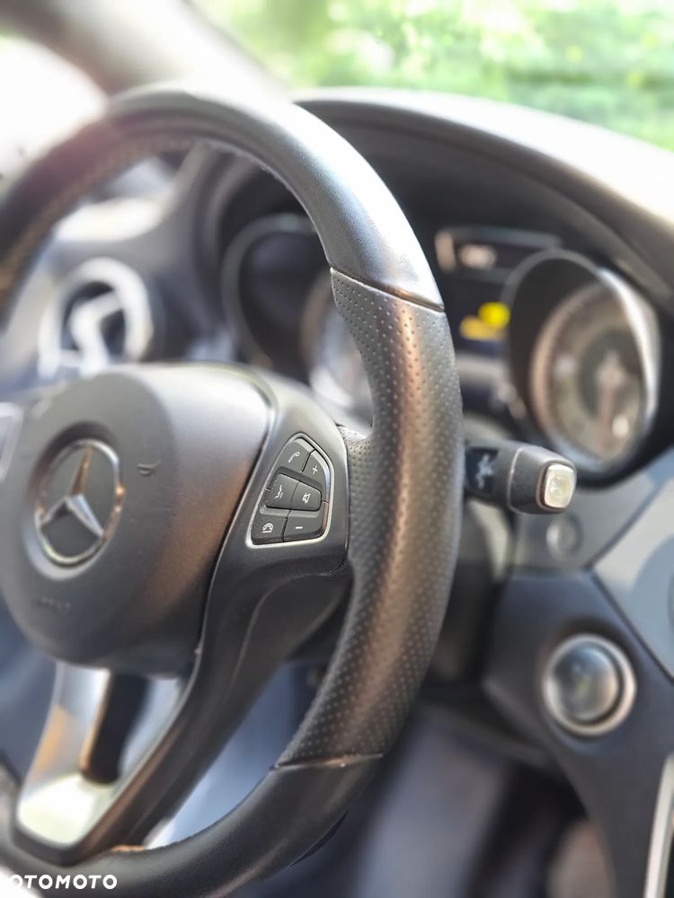 Mercedes-Benz GLA 250 4-Matic - 26