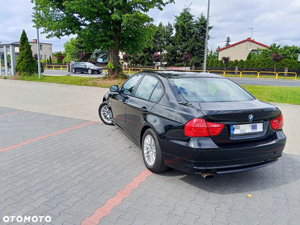 BMW Seria 3 - 12