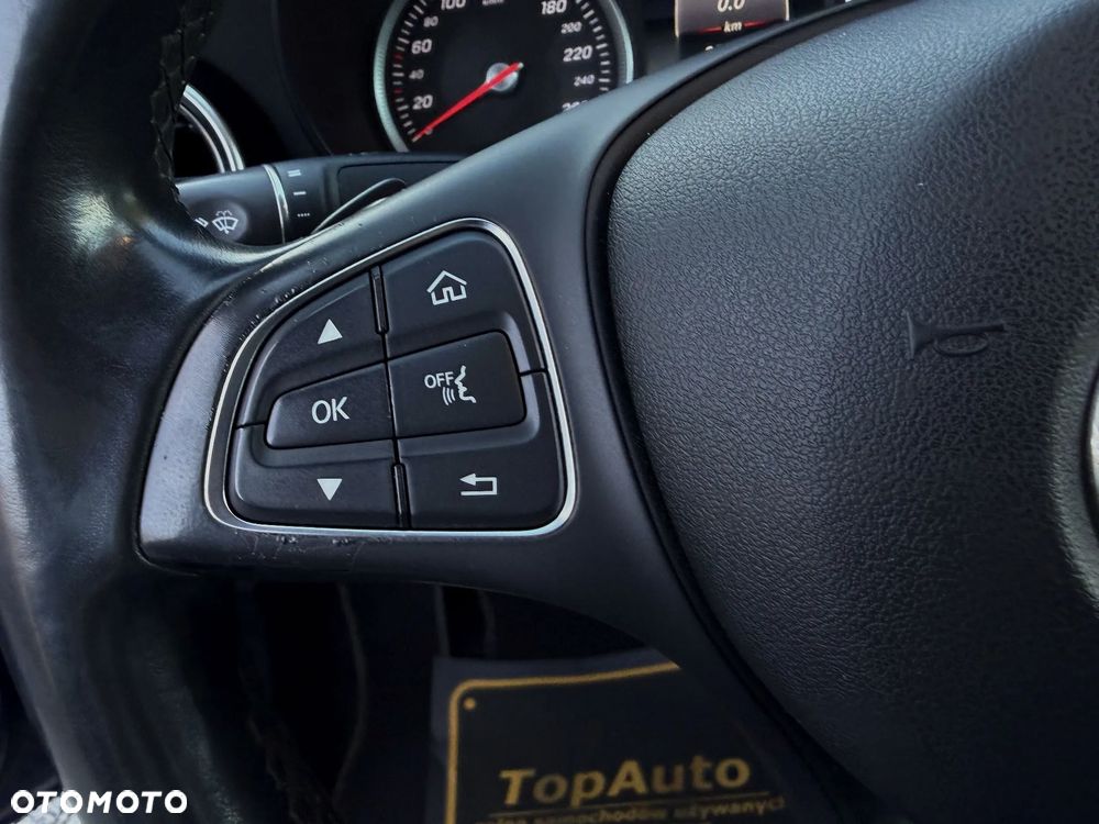 Mercedes-Benz Klasa C 200 7G-TRONIC - 23