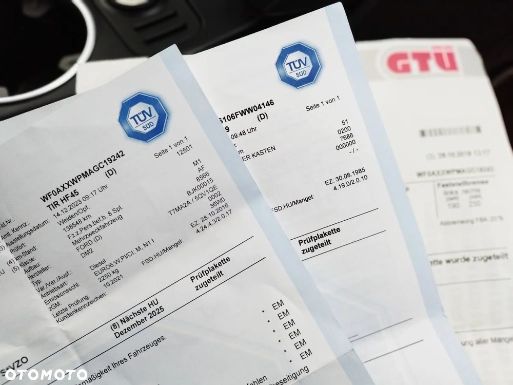 Ford Kuga 2.0 TDCi 4x4 Titanium - 33