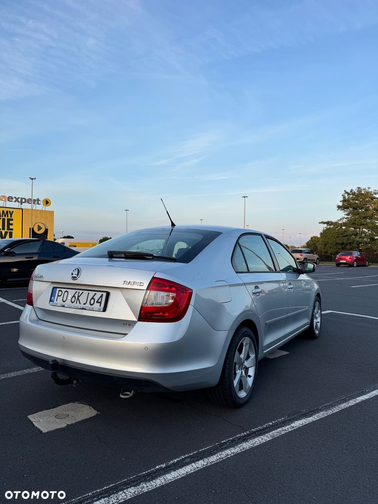 Skoda RAPID 1.6 TDI Drive - 8
