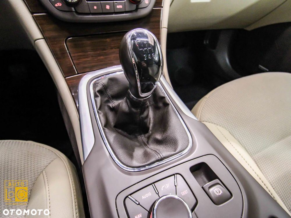 Opel Insignia 2.0 CDTI Cosmo - 24