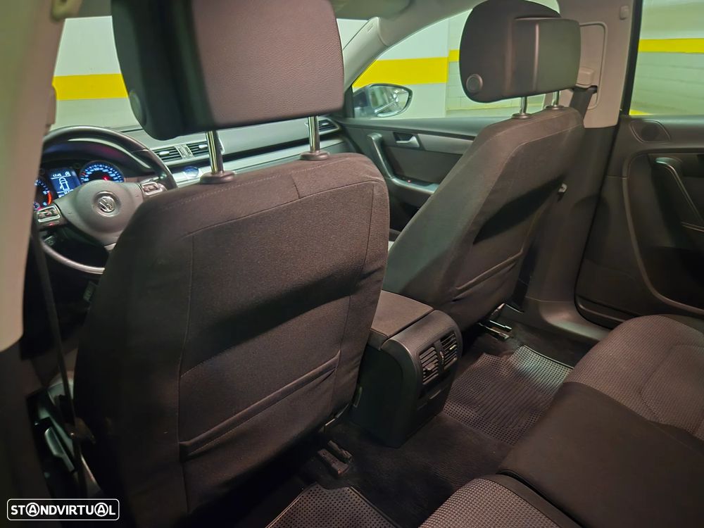 VW Passat Variant 1.6 TDI Confortline - 28