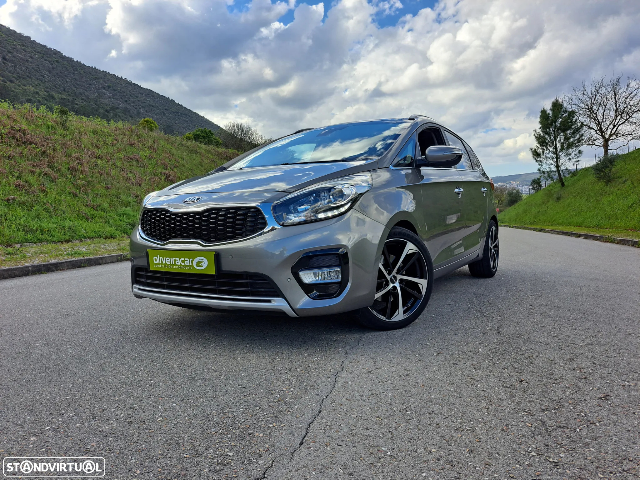 Kia Carens 1.7 CRDi ISG TX - 7
