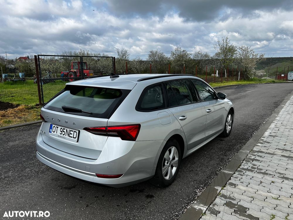 Skoda Octavia 2.0 TDI DSG Style - 3