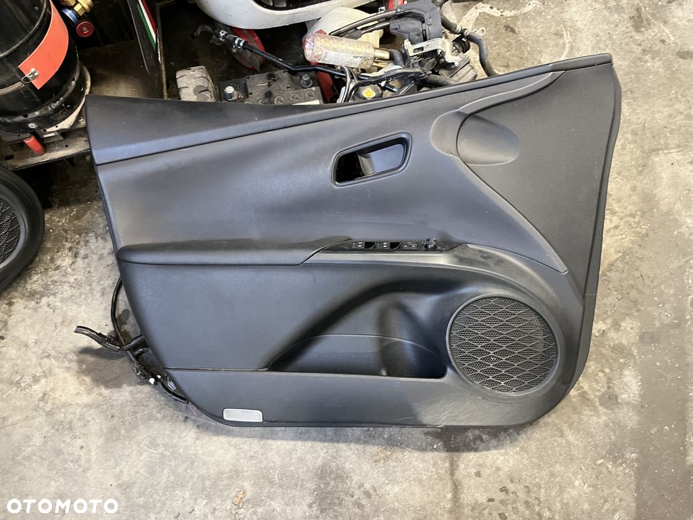 Fotele komplet wnętrze Toyota Prius IV - 8