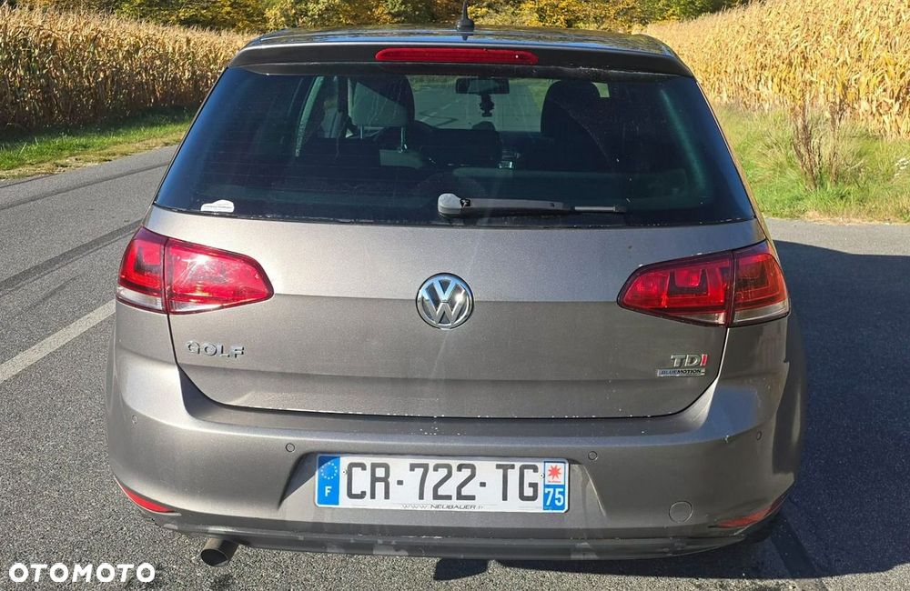 Volkswagen Golf - 9