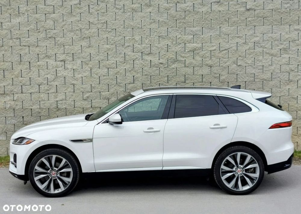 Jaguar F-Pace P250 AWD R-Dynamic S - 5