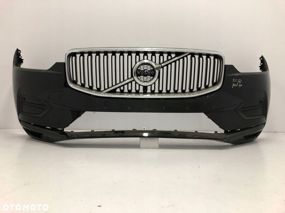 VOLVO XC60 II 2018 PRZED LIFT ZDERZAK PRZEDNI - 1
