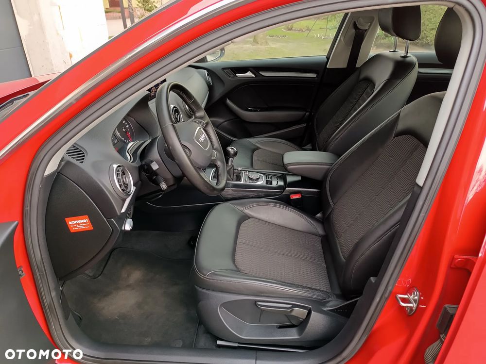 Audi A3 Sportback 1.6 TDI (clean diesel) Ambiente - 11