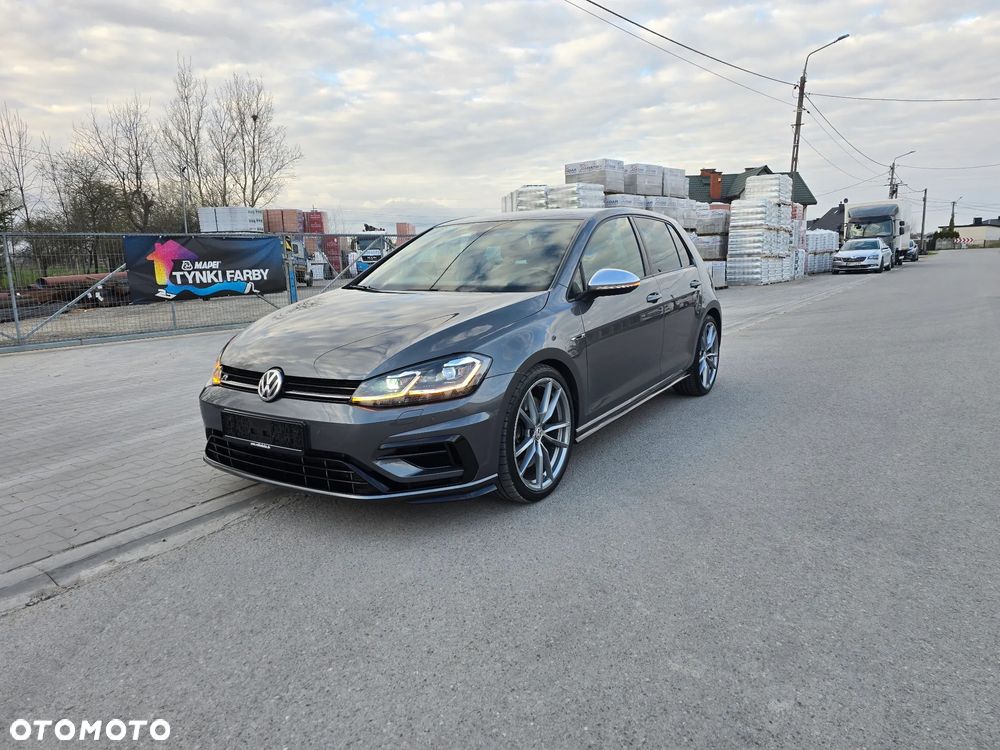 Volkswagen Golf R 4Motion (BlueMotion Technology) DSG - 39