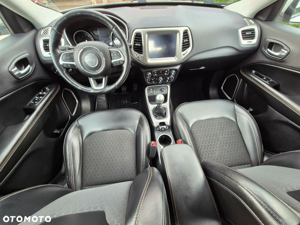 Jeep Compass 1.4 MultiAir Business Line - 19