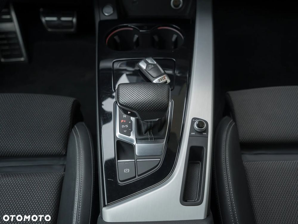 Audi A4 Avant 40 TDI mHEV Quattro S Line S tronic - 26